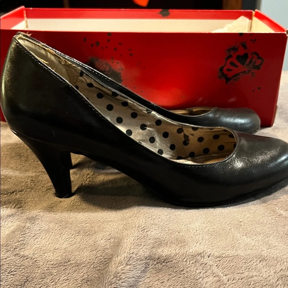 Fergalicious Black Polka-Dot Cutout Round-Toe Pumps - Picture 2 of 9